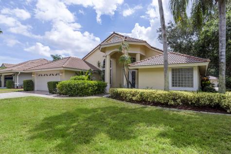 1067 Egret Circle Jupiter FL 33458