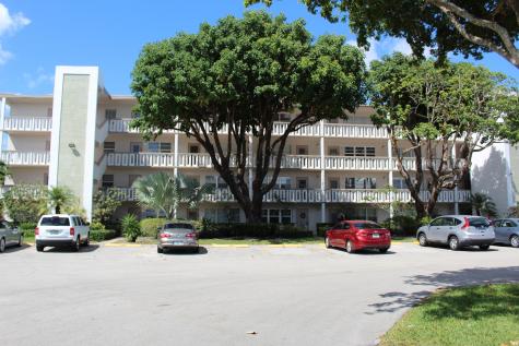 228 Southampton B West Palm Beach FL 33417