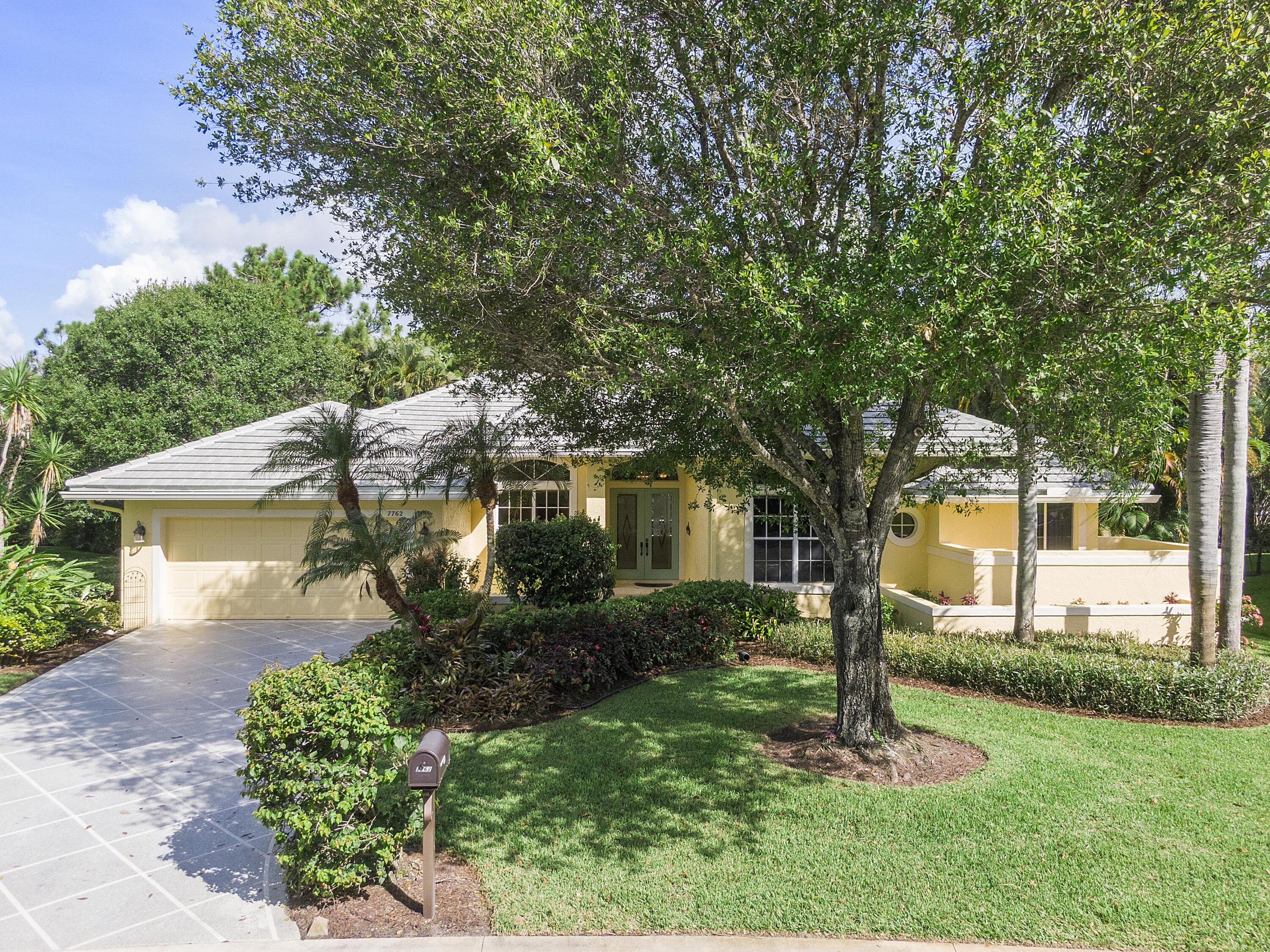 7762 Se Lucida Lane Hobe Sound FL 33455