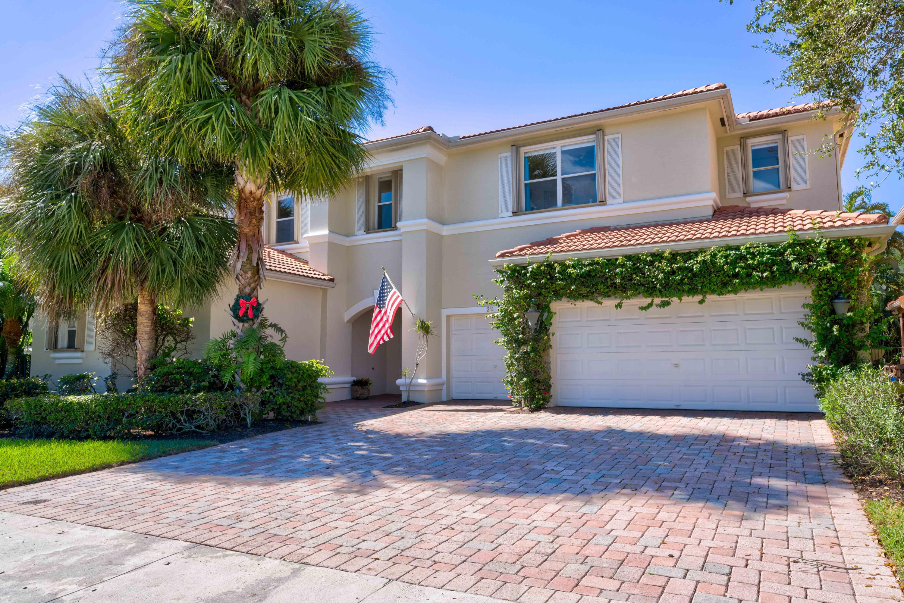 211 Sedona Way Palm Beach Gardens FL 33418