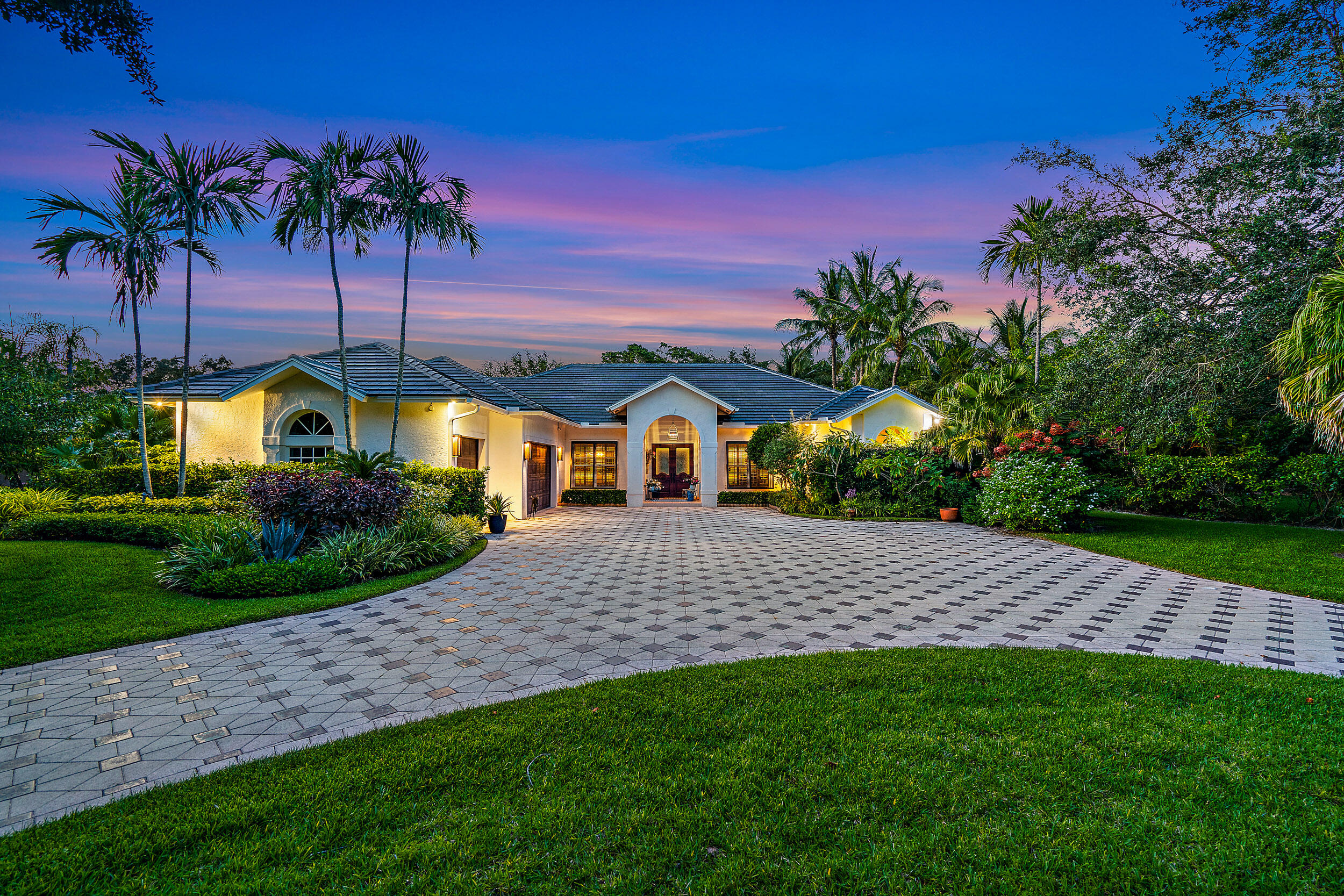 18492 Se Heritage Drive Tequesta FL 33469