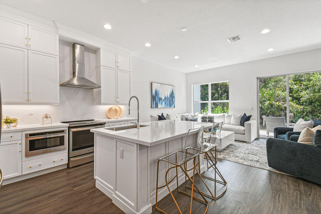 11449 Pointe Midtown Drive Palm Beach Gardens FL 33418