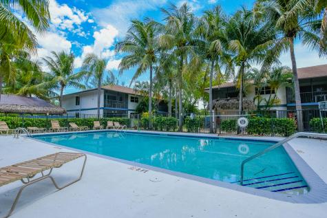 705-711 Linton Boulevard Delray Beach FL 33444