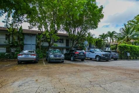 705-711 Linton Boulevard Delray Beach FL 33444